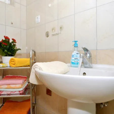 Zarkovic Apartman *