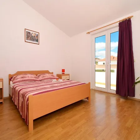 Zarkovic Apartman *
